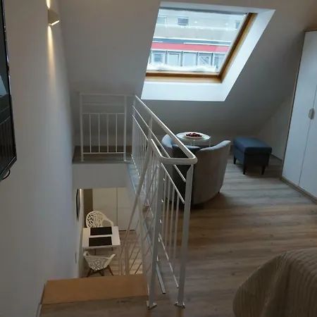 Maisonette Apartment Am Bahnhof - Adults Only Apartment Innsbruck