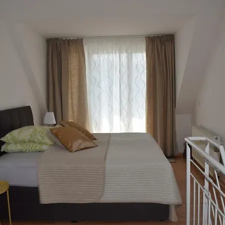 Maisonette Apartment Am Bahnhof - Adults Only
